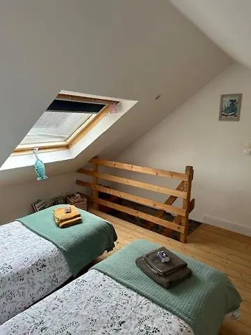 Holiday home Jolie Maisonnette Proche Plage Et Activites Nautiques Ploudalmezeau France