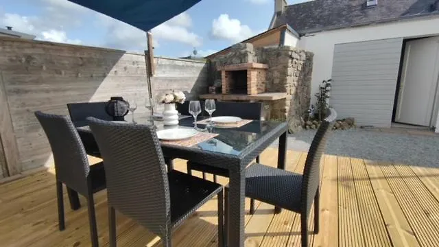 Jolie Maisonnette Proche Plage Et Activites Nautiques Ploudalmezeau 0*,