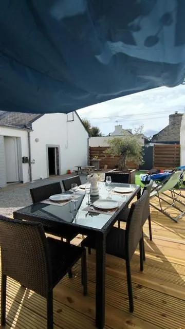 Jolie Maisonnette Proche Plage Et Activites Nautiques Ploudalmezeau Holiday home