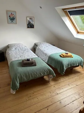 Holiday home Jolie Maisonnette Proche Plage Et Activites Nautiques Ploudalmezeau